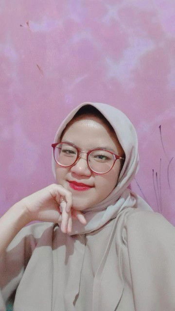 Putri Aeny profile icon