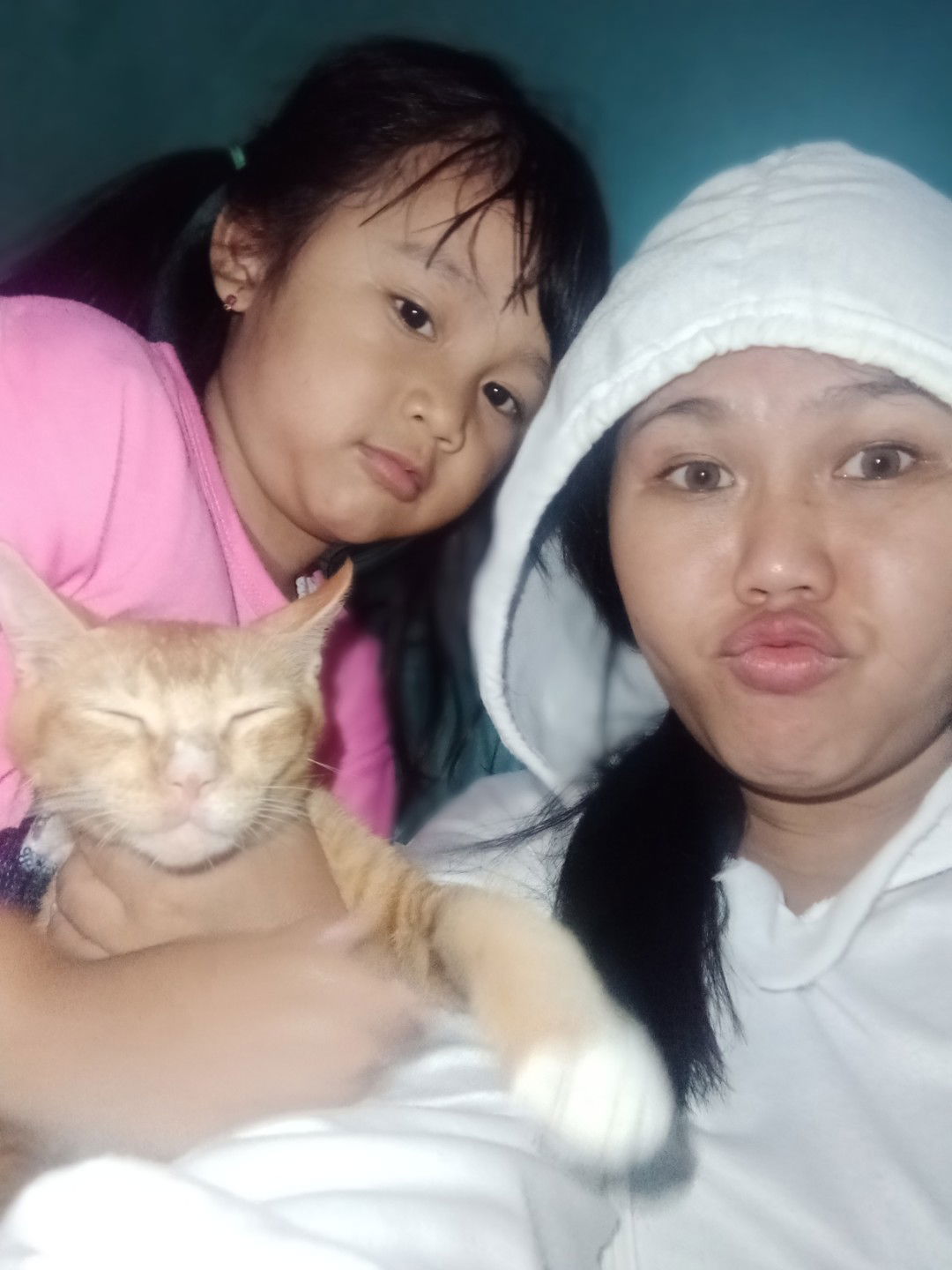 Henny Yulianti profile icon