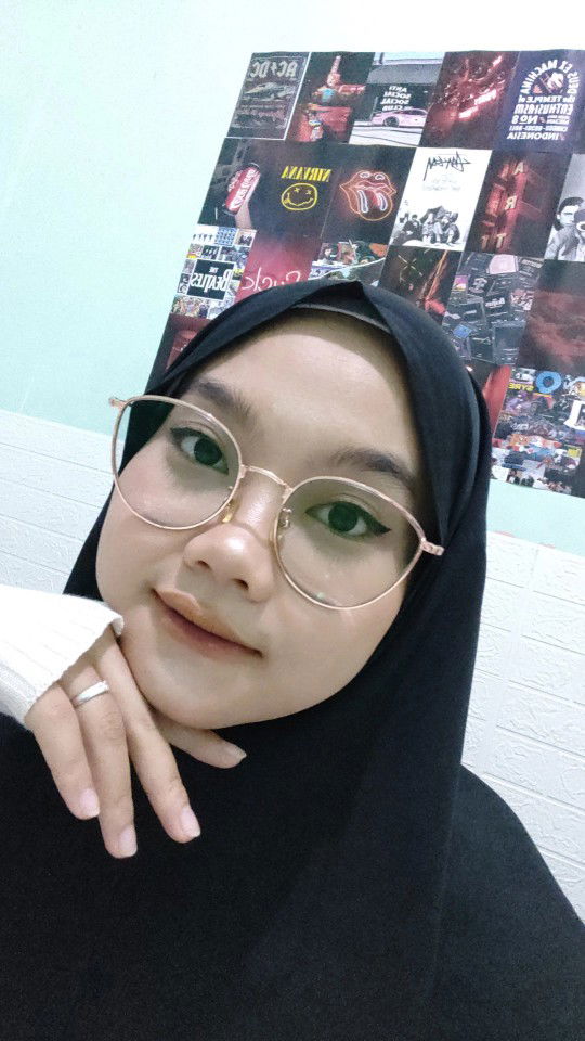 nur fitriyaningsih profile icon