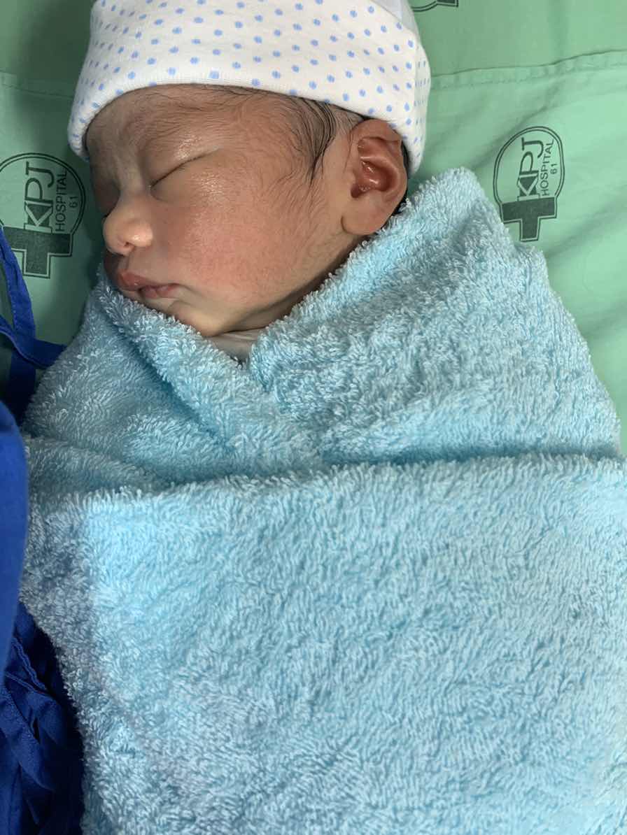 แตกแล้วจ้า 39+2 ความเจ็บปวดที่งดงาม