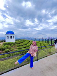 mega permatasari profile icon