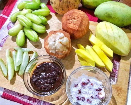 Mom of 2 profile icon