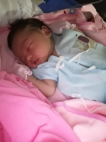 คลอดแล้ว