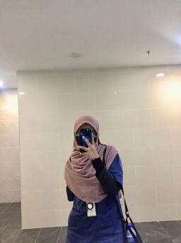 Nur Hasanah Amni profile icon