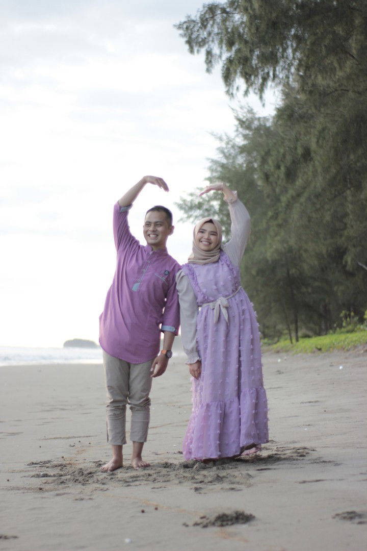 Titi Wahyuni profile icon