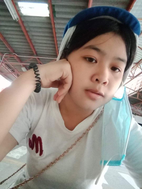 รุ่งนภา profile icon