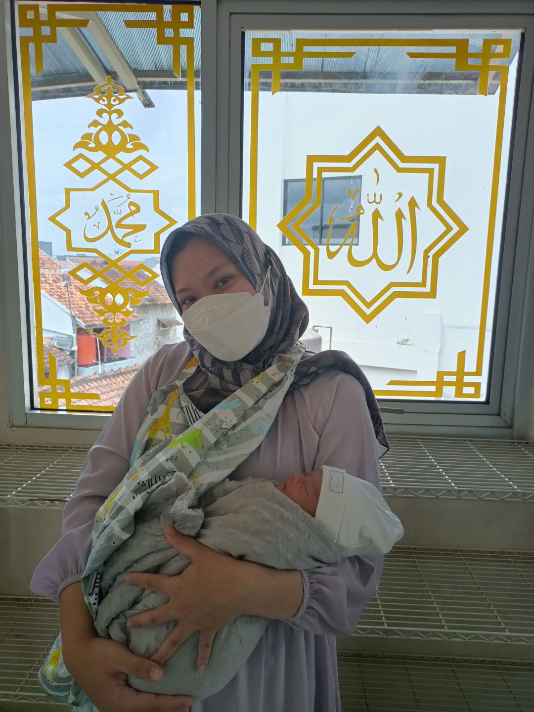 Rezika Dyvika N profile icon