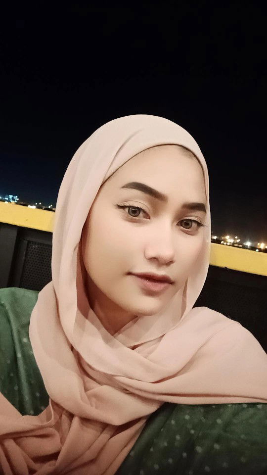 Christina Dwilestari profile icon