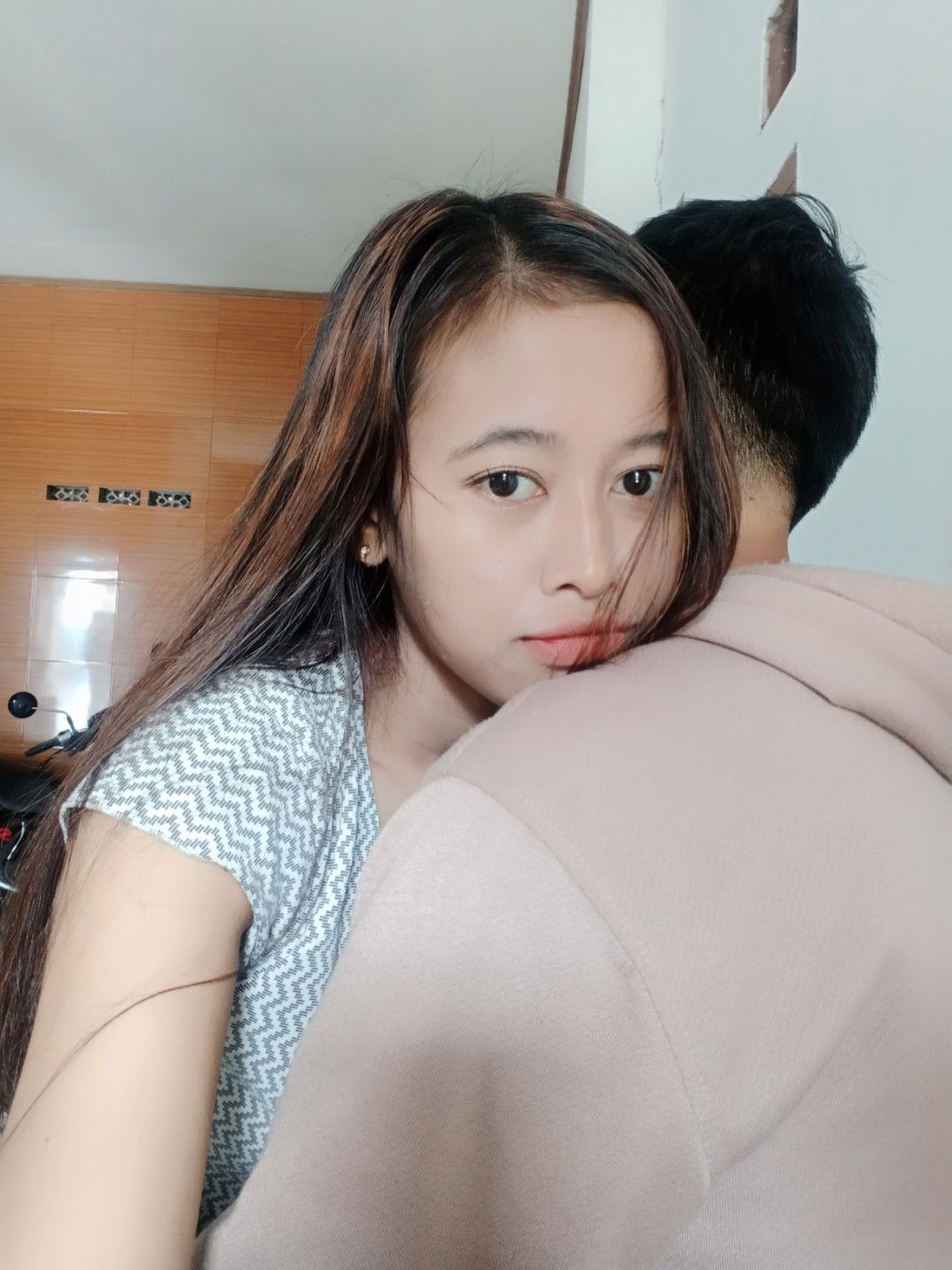 tie juniati profile icon