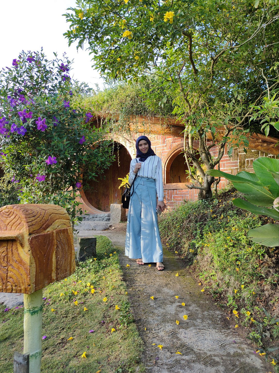 Ika Kertowidjoyo profile icon