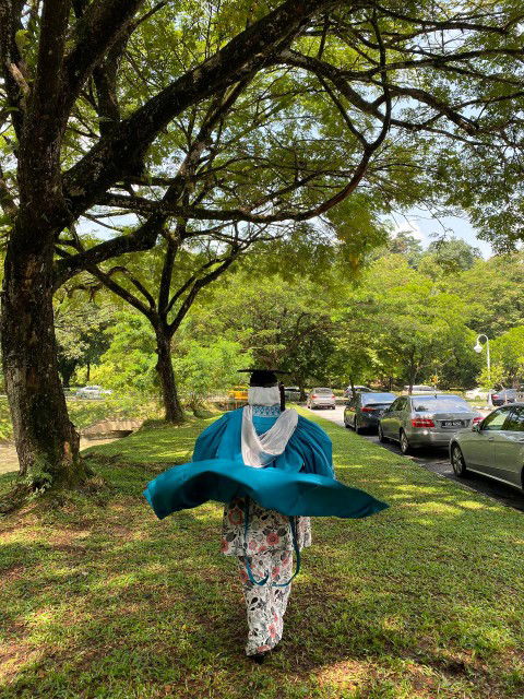 Nadhirah Anis profile icon