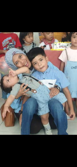 Elly Idayaty Z profile icon