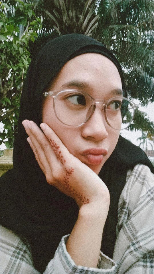 yulianti septiani profile icon