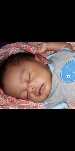 bibir baby warna hitam