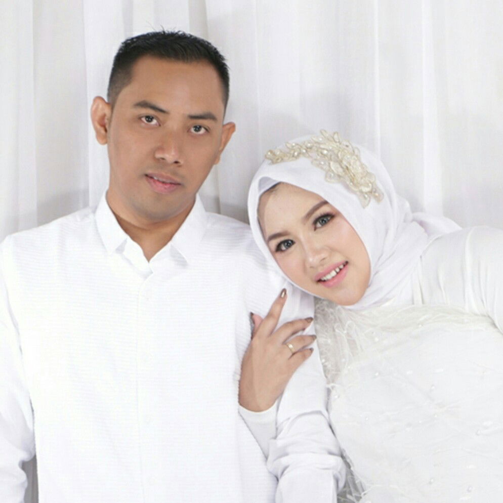 Apriyani Budi Lestari profile icon