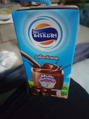 แม่ให้นมลูก