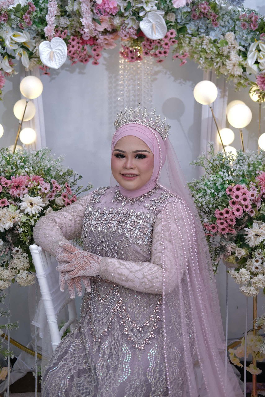 tia sulistiyani profile icon