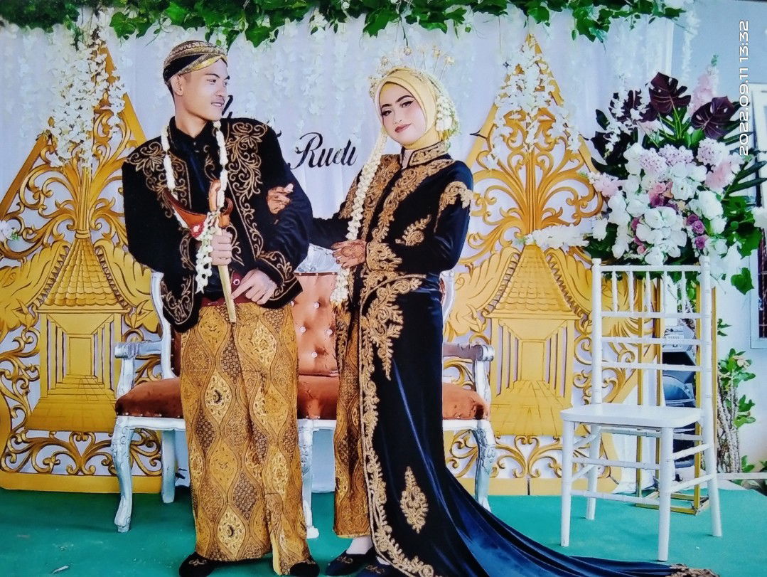 Ayu Wulandari profile icon