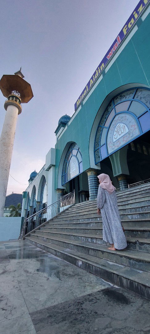 Luluk Maknunn profile icon