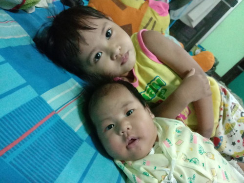 ลงรูปเด็กๆ