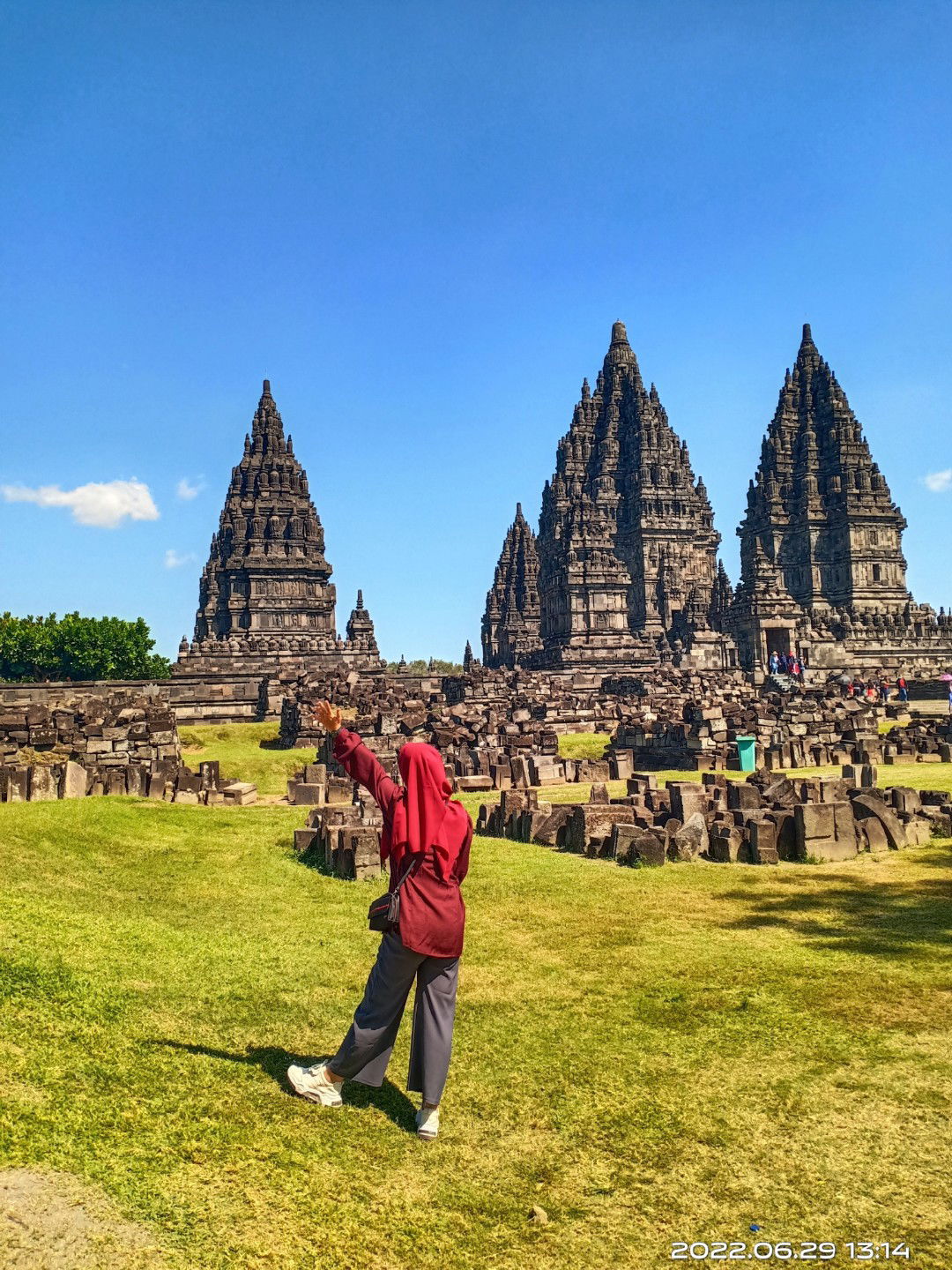 Lani Anggraini profile icon