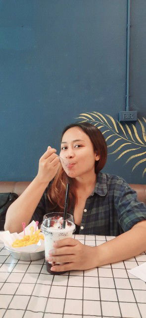 suwaree tankaew profile icon