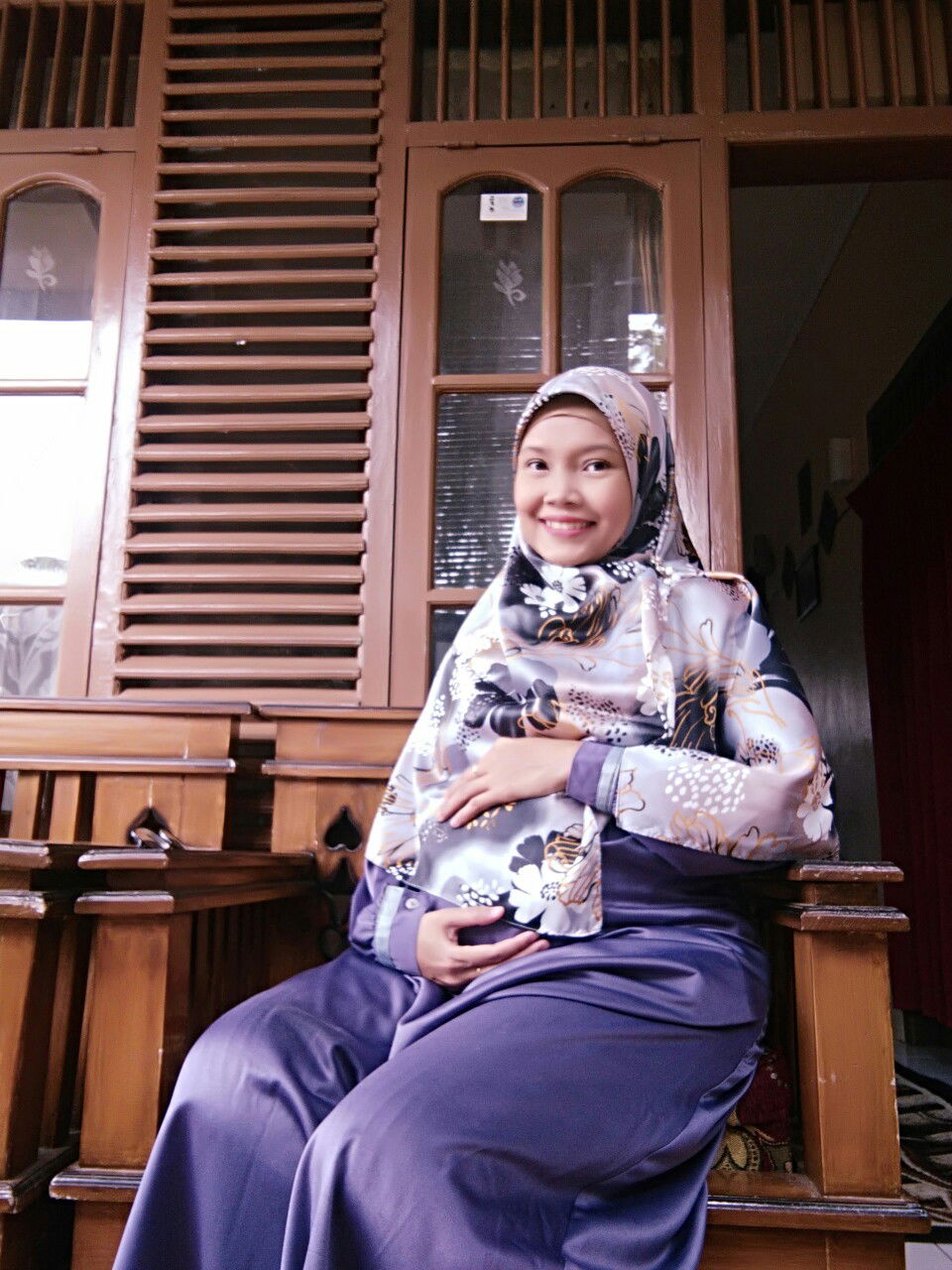 Nia Komariah Kurniasih profile icon