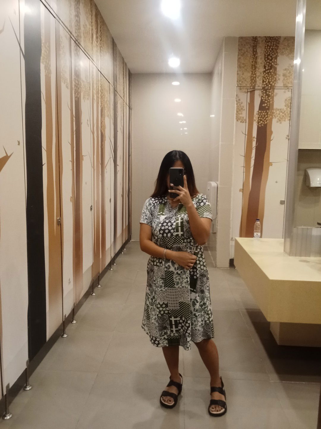 mommy yemi profile icon