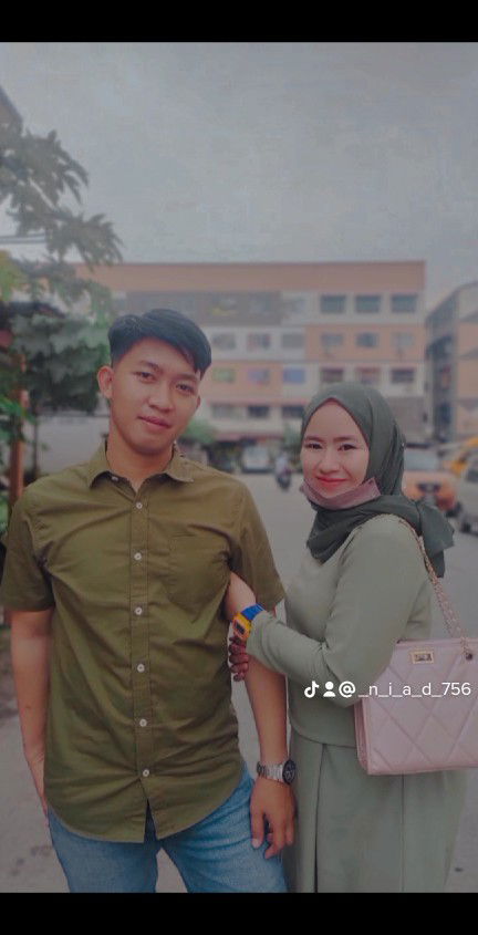 Sis Raya profile icon