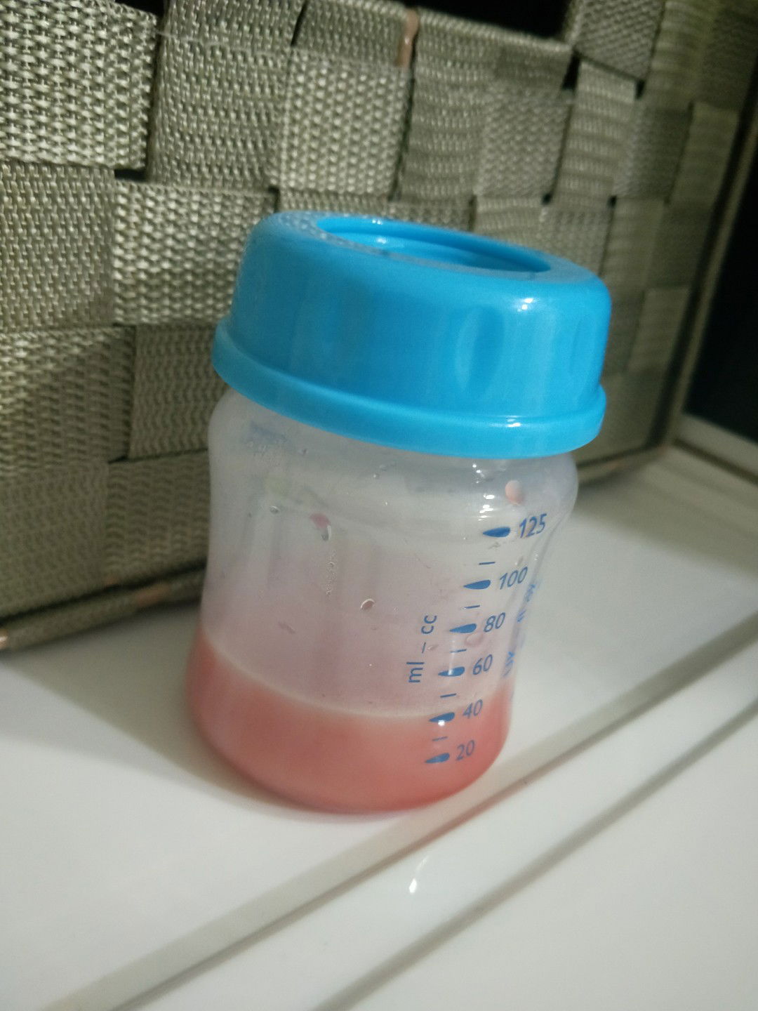 blood in pumped milk