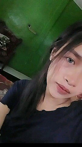 Ayu purwanti profile icon