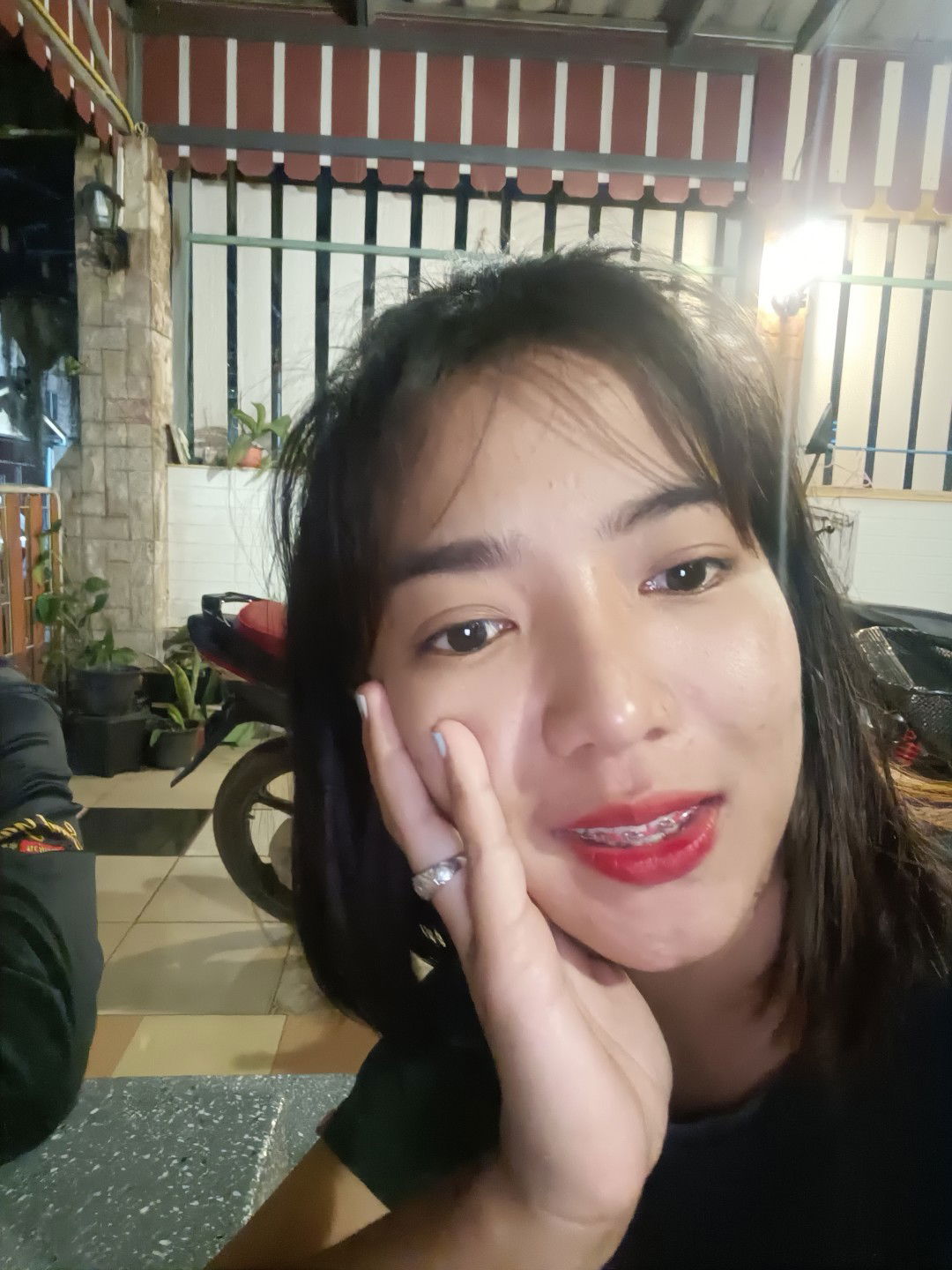 narisara profile icon