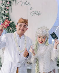 Melly Anggraeni profile icon