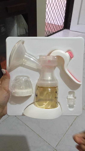 (BRAND NEW) Richell manual breast pump