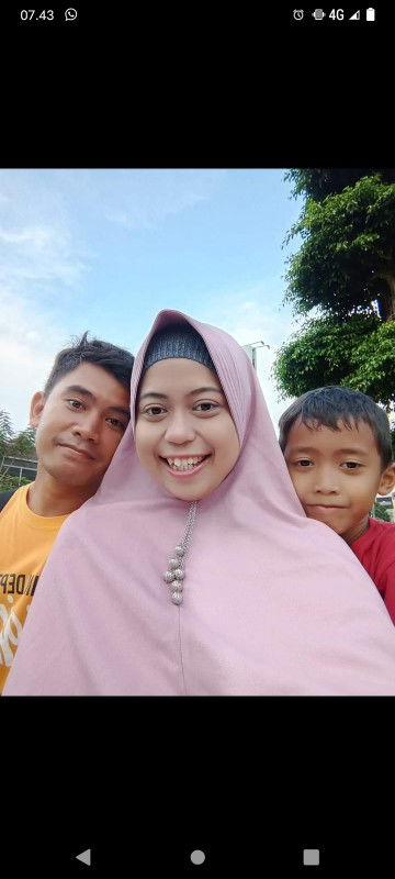 sabar setiyaningsih profile icon