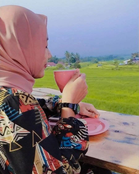 Dwi Setyowati profile icon