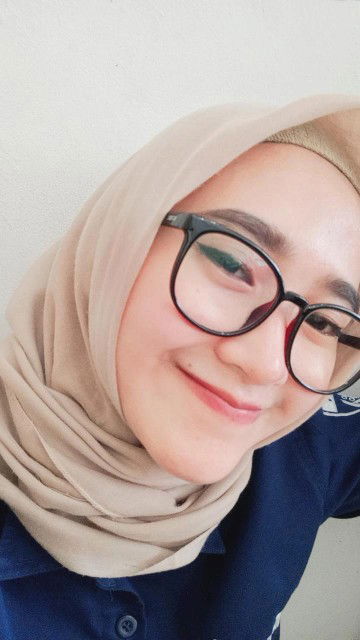 Risna Nurheliani profile icon