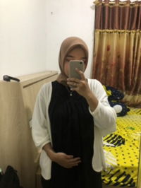 Tia Santiasih profile icon