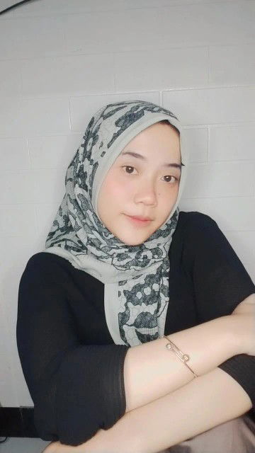 Rohmatul Klarisa profile icon