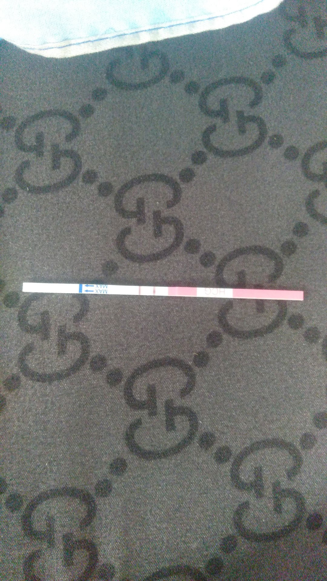 novitasari profile icon