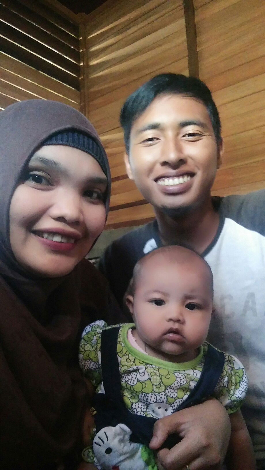 Lili Nurindah Sari profile icon