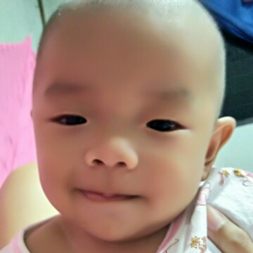 ผมลูกบางพ่อกับแม่ออกจะหนา