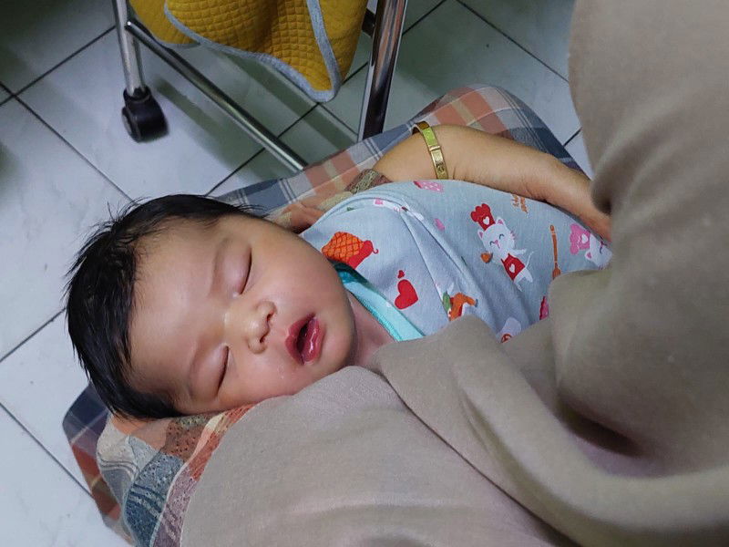 Yuni desi Fitri profile icon