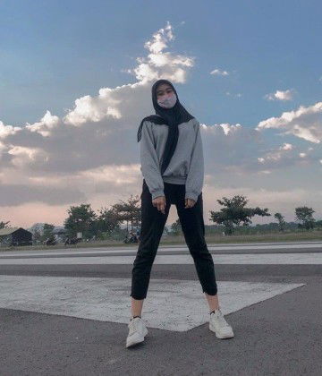 Putri alinka adnawijaya profile icon