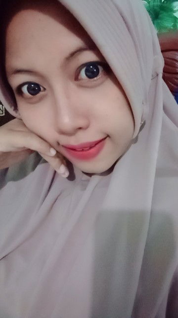 fitri hidayati profile icon