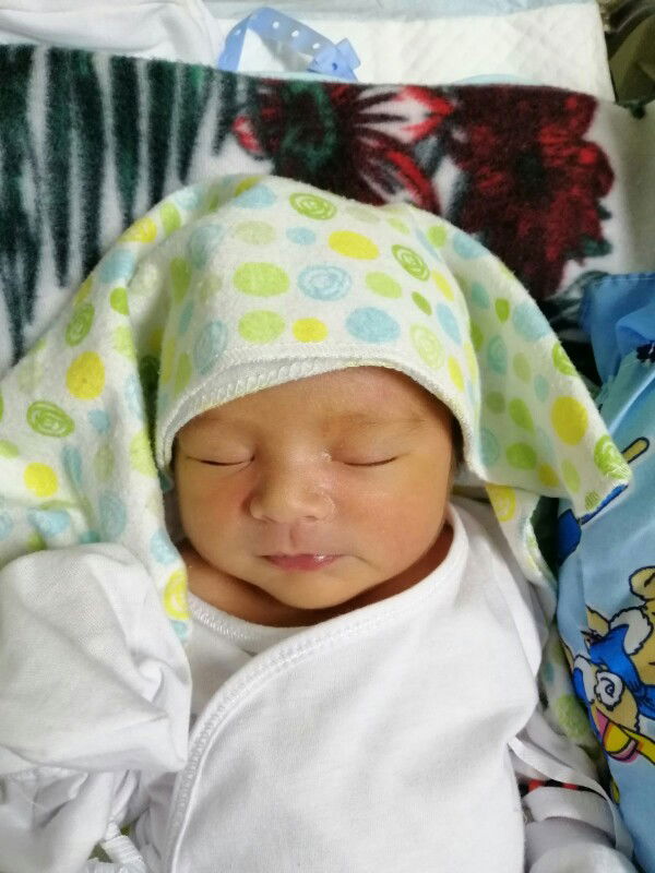 Early Christmas Preaent