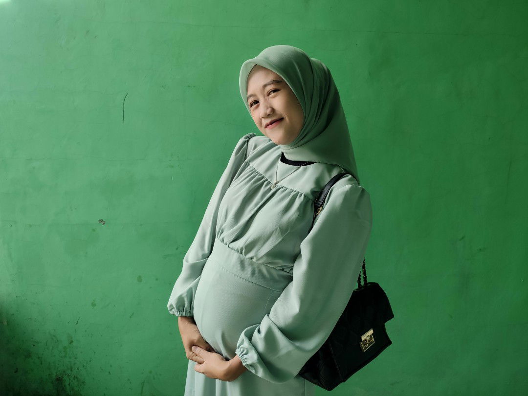 indah lestari satiti profile icon