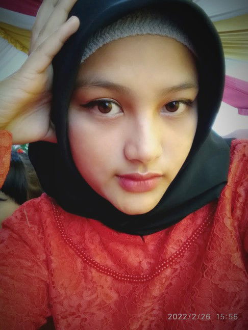 Rizqie nur laily profile icon