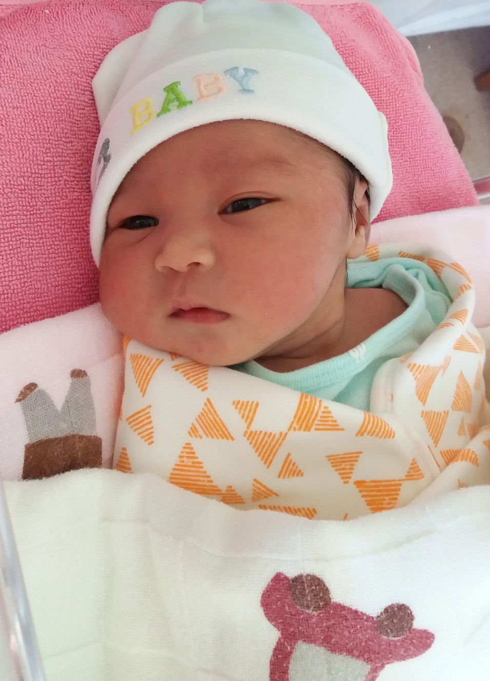 ลูกสาวแก้มจ้าแก้ม