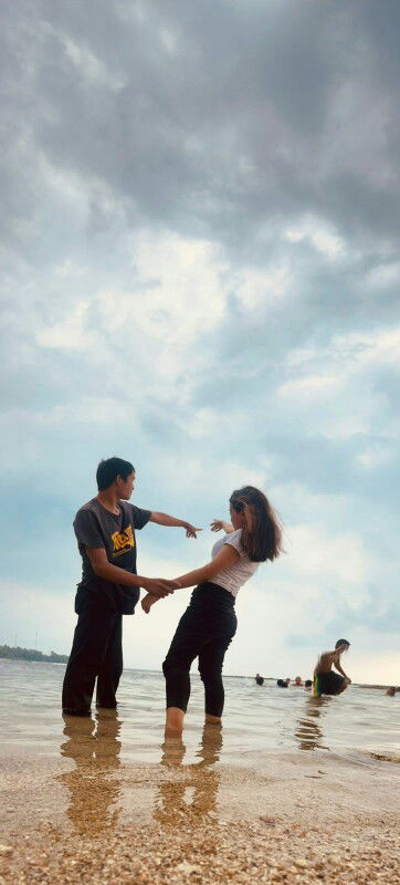 Putri herdiana profile icon